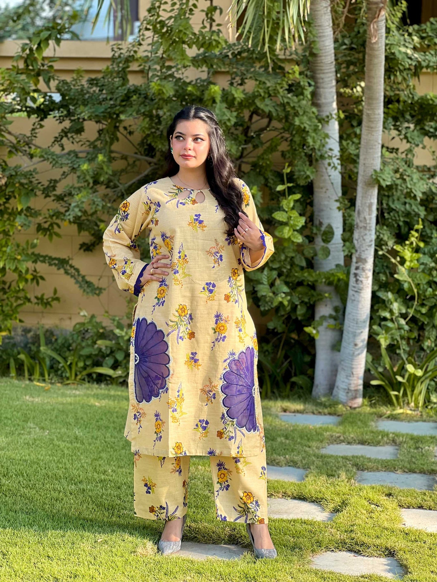2 PC Khaddar Stitched Suit - 041