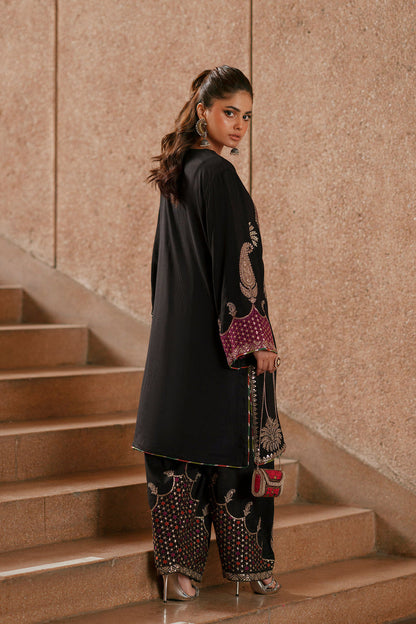 2Pc Ethnic Black with  Applic, Hit code-303