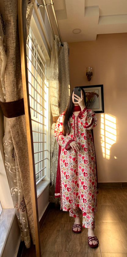 3 Piece - Lawn Printed Stitched Dress - 075