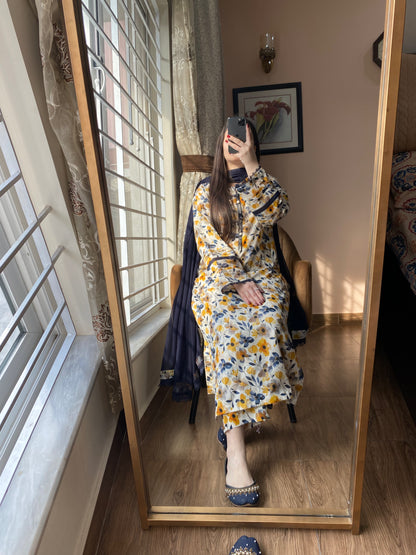 3 Piece - Lawn Printed Stitched Dress - 077