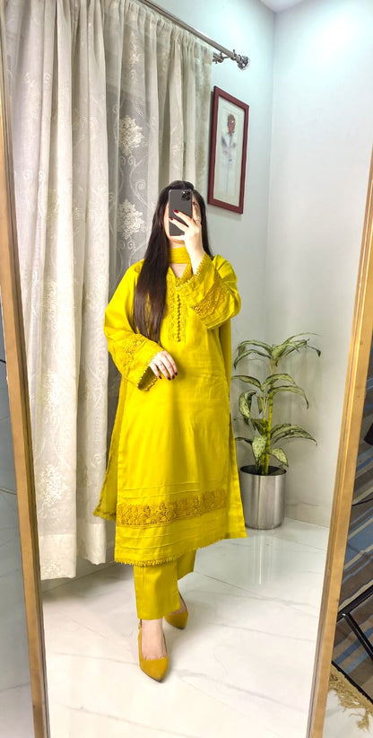 3 Piece - Lawn Stitched Dress-200