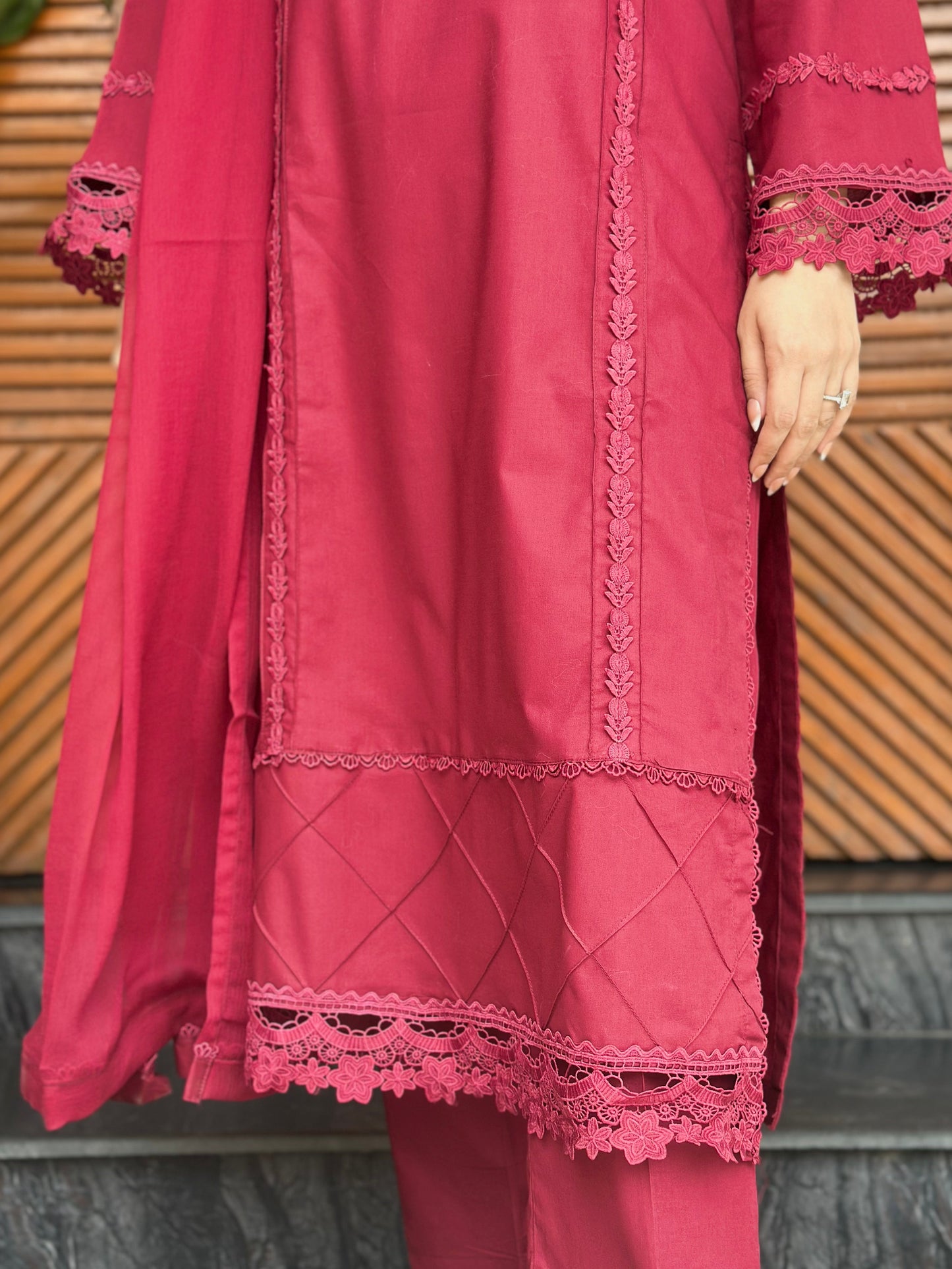 3-Piece Premium Lawn Stitched Suit-289