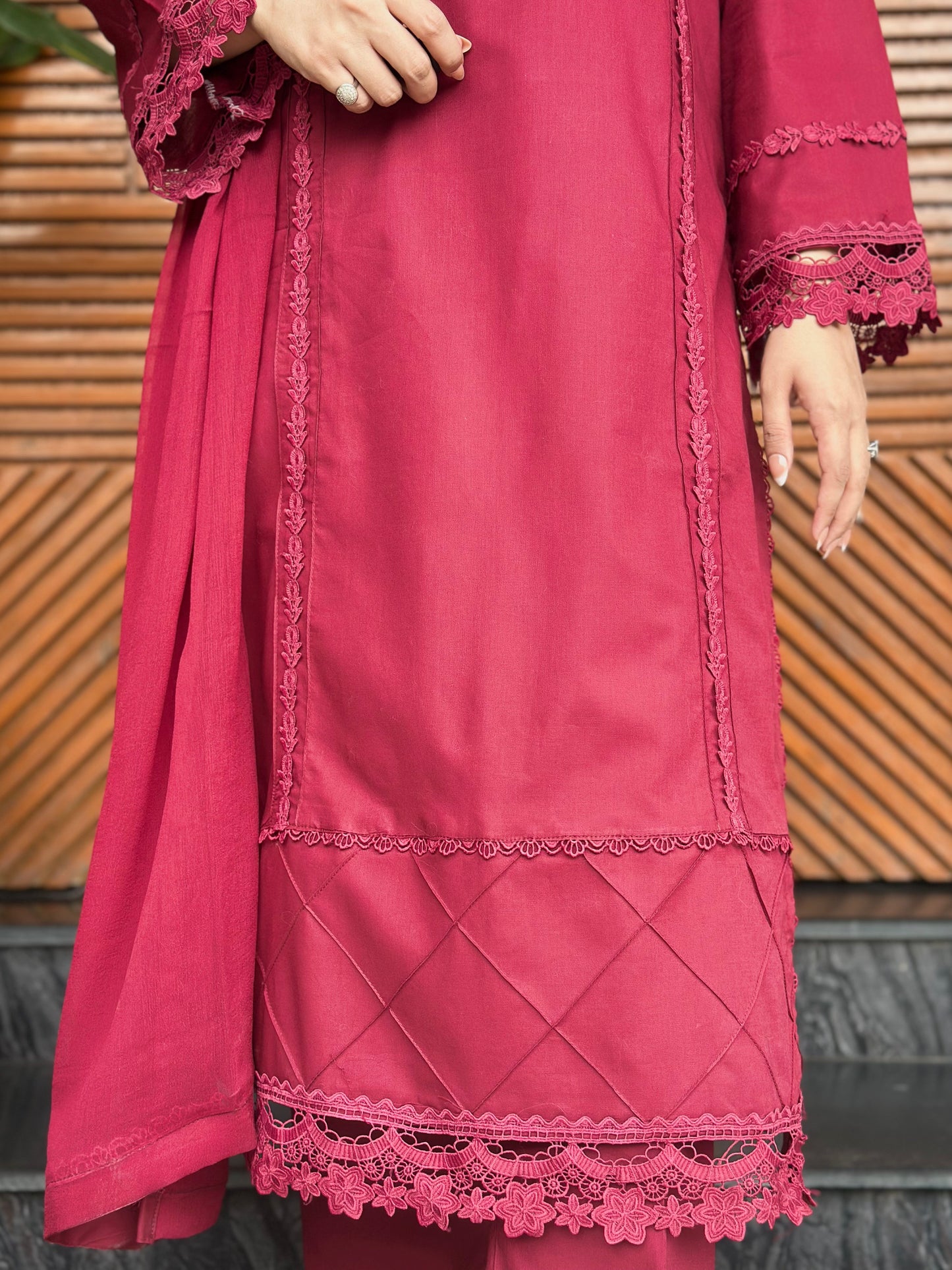 3-Piece Premium Lawn Stitched Suit-289