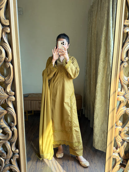 3-Piece Premium Lawn Stitched Suit-246