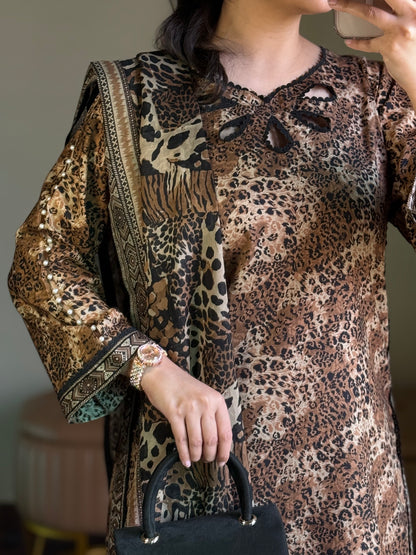 3-Piece Premium Lawn Stitched Dress -256