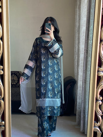 3 Piece - Lawn Printed Stitched Dress -234