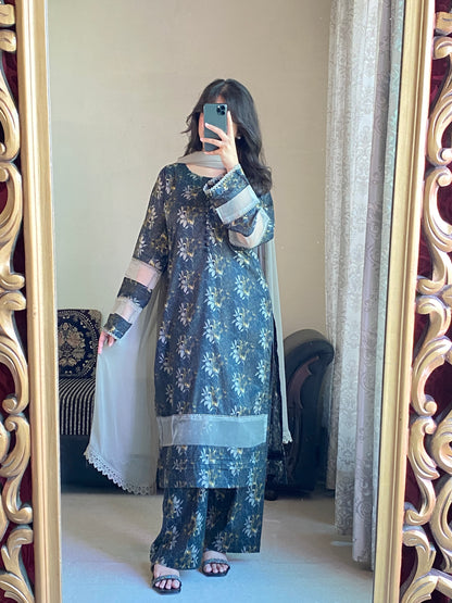 3 Piece - Lawn Printed Stitched Dress -234