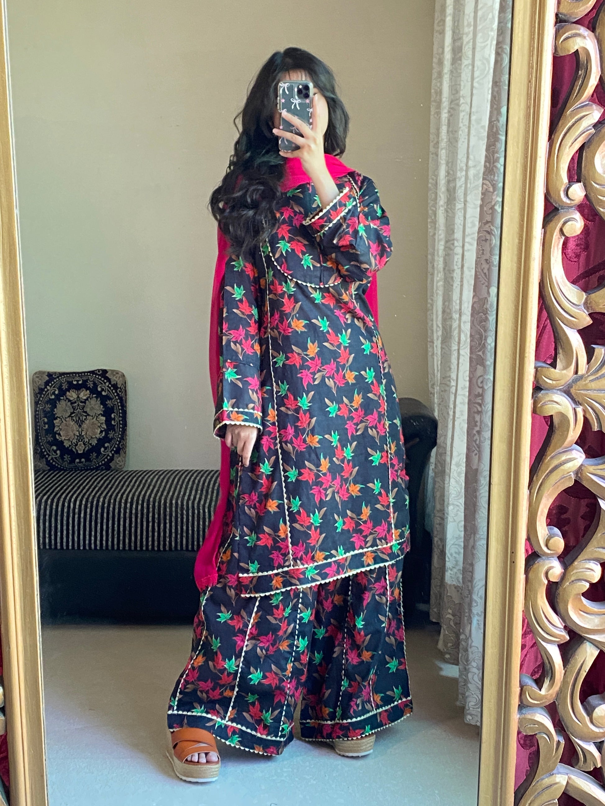 3 Piece-Bana Dora Lawn Stitched Dress- 90 Noor-e-Libaas 3 Piece-Bana Dora Lawn Stitched Dress- 90 Noor-e-Libaas