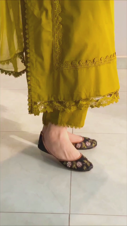 3-Piece Premium Lawn Stitched Suit-252