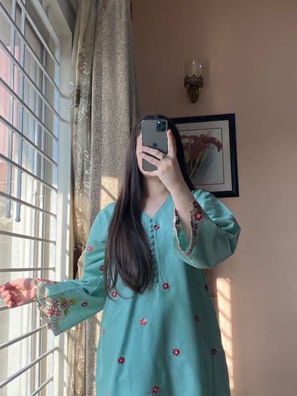 3 Piece Embroidered Lawn Stitched Dress - 115