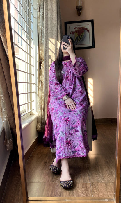 3 Piece -Bana Dora Lawn Stitched Dress - 082